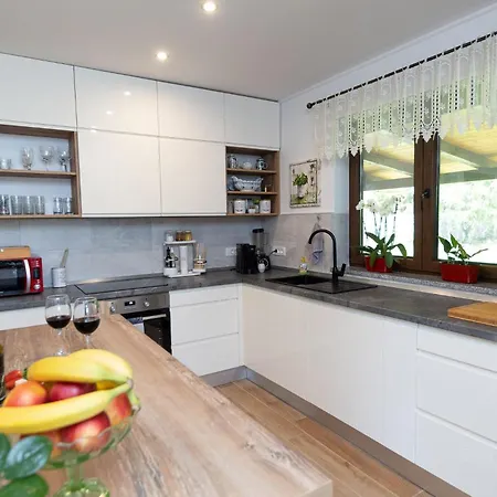 Ilaria Apartament *